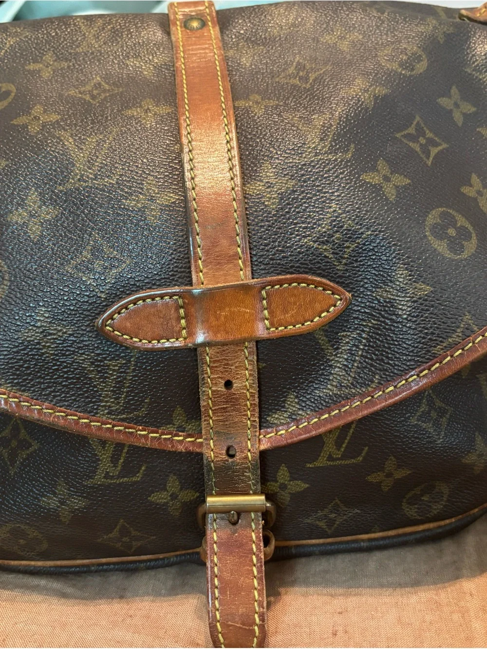 Authentic Vintage Louis Vuitton Monogram Saumur 30 Crossbody Bag-AS IS